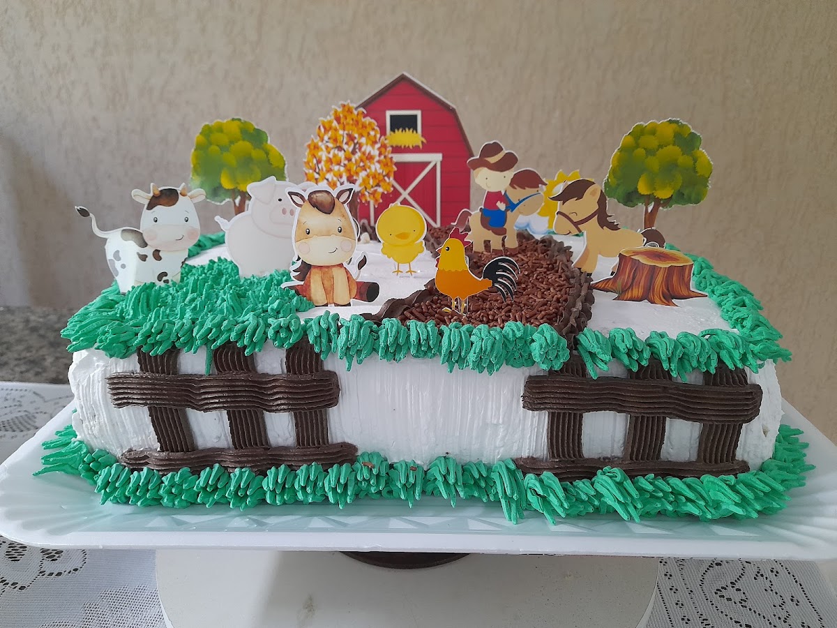 Ateliê Núbia Bolos e Doces Goiatuba