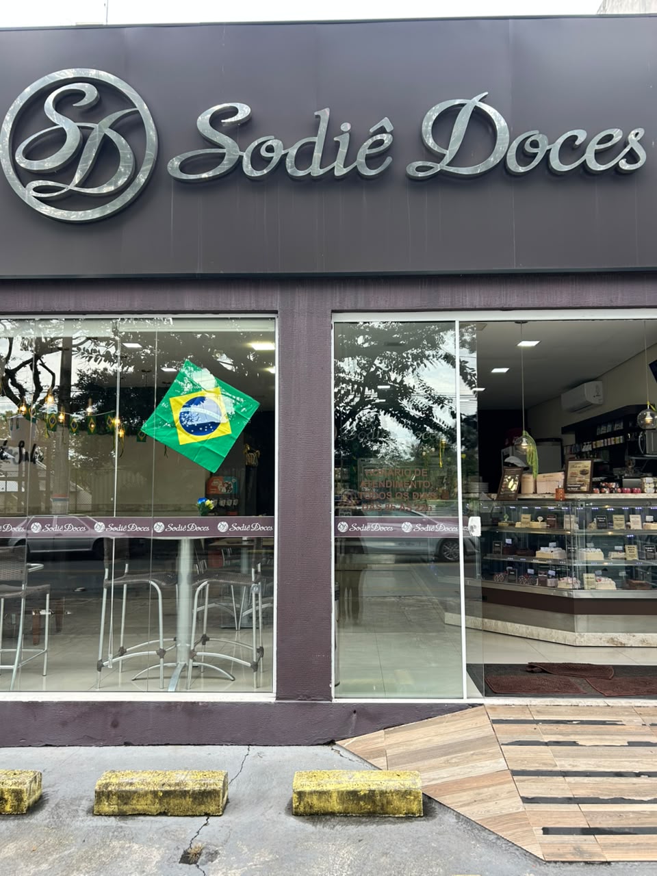 Sodiê Doces e Salgados - Tortas e Bolos