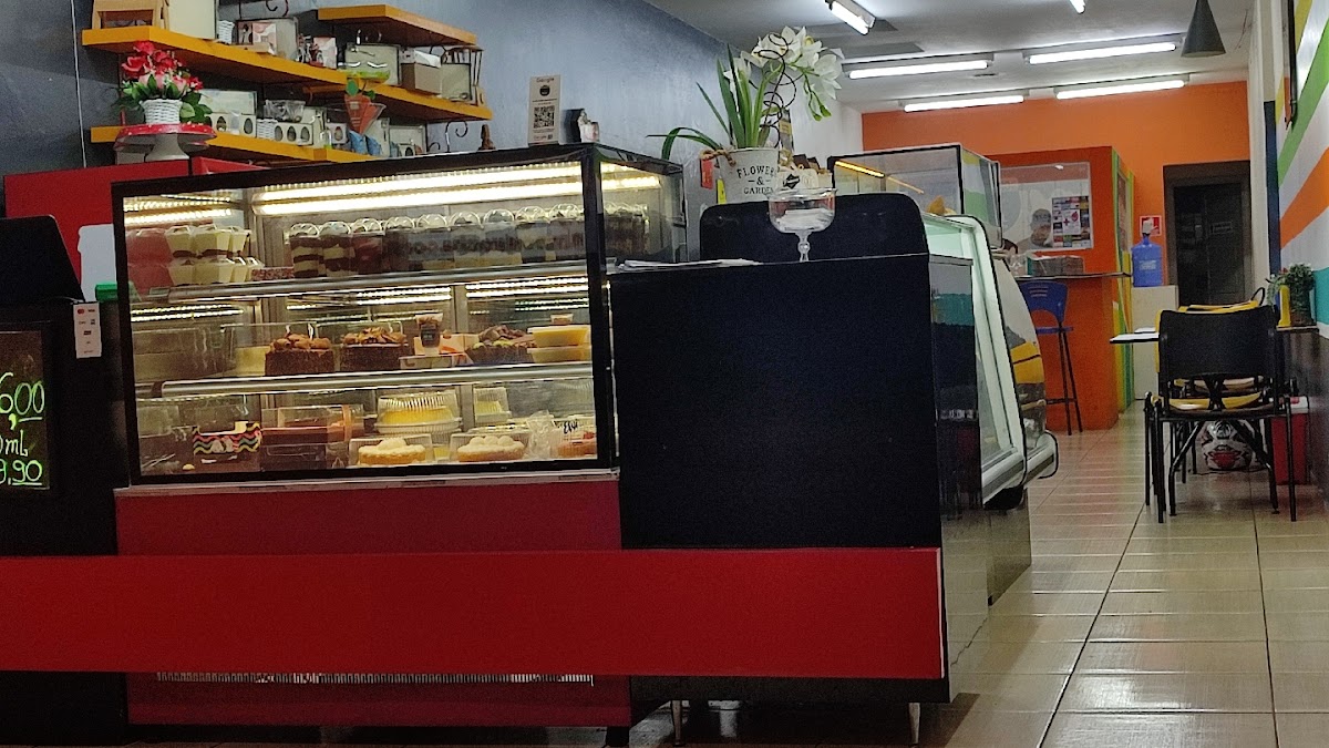 Doceria Emporio Real Bolos e Doces