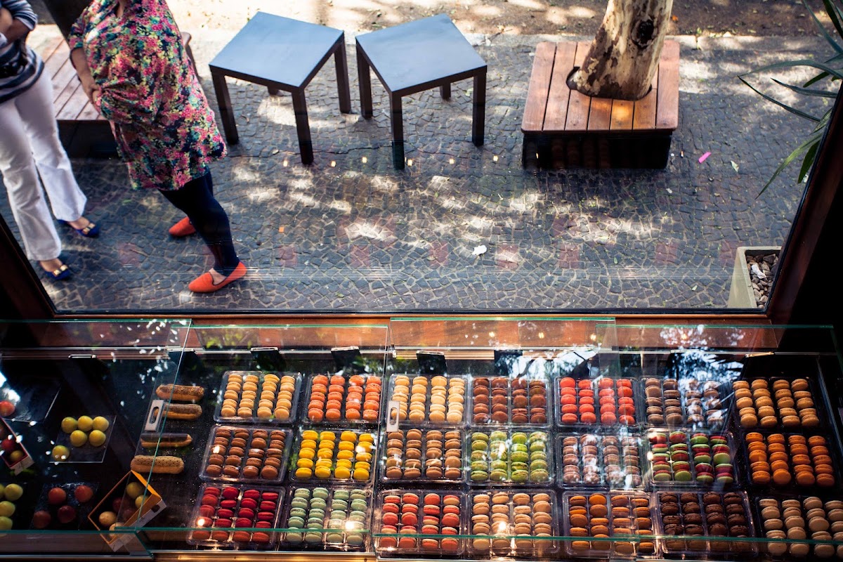 Paradis Macarons