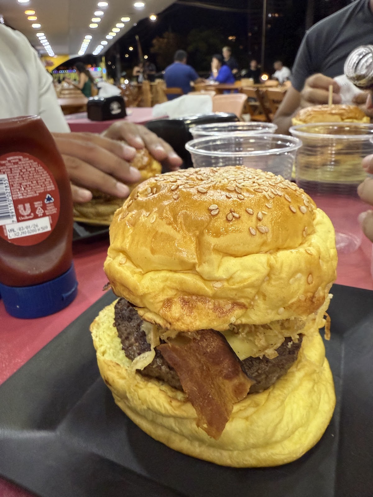 Cousin's Burger