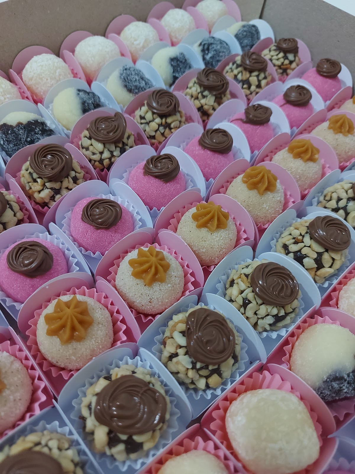 Lo'Cakes Confeitaria (Bolos e doces)