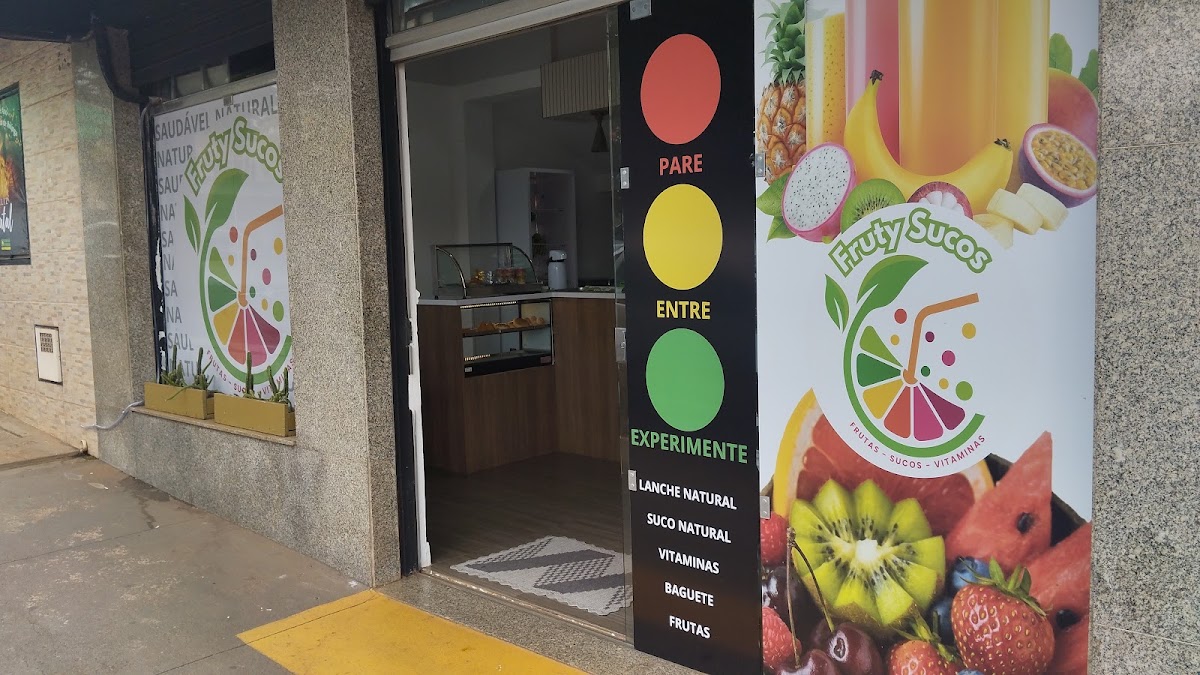 Fruty Sucos - Frutas - Sucos - Vitaminas