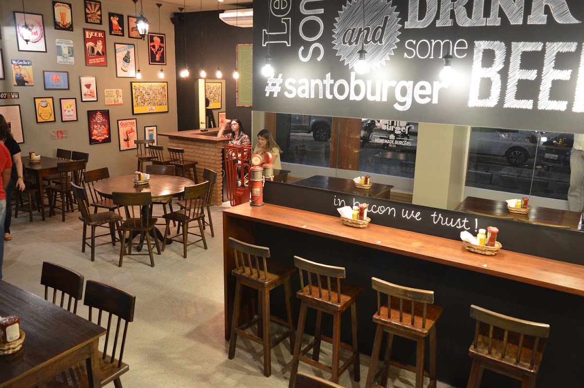 Santo Burger N Beer