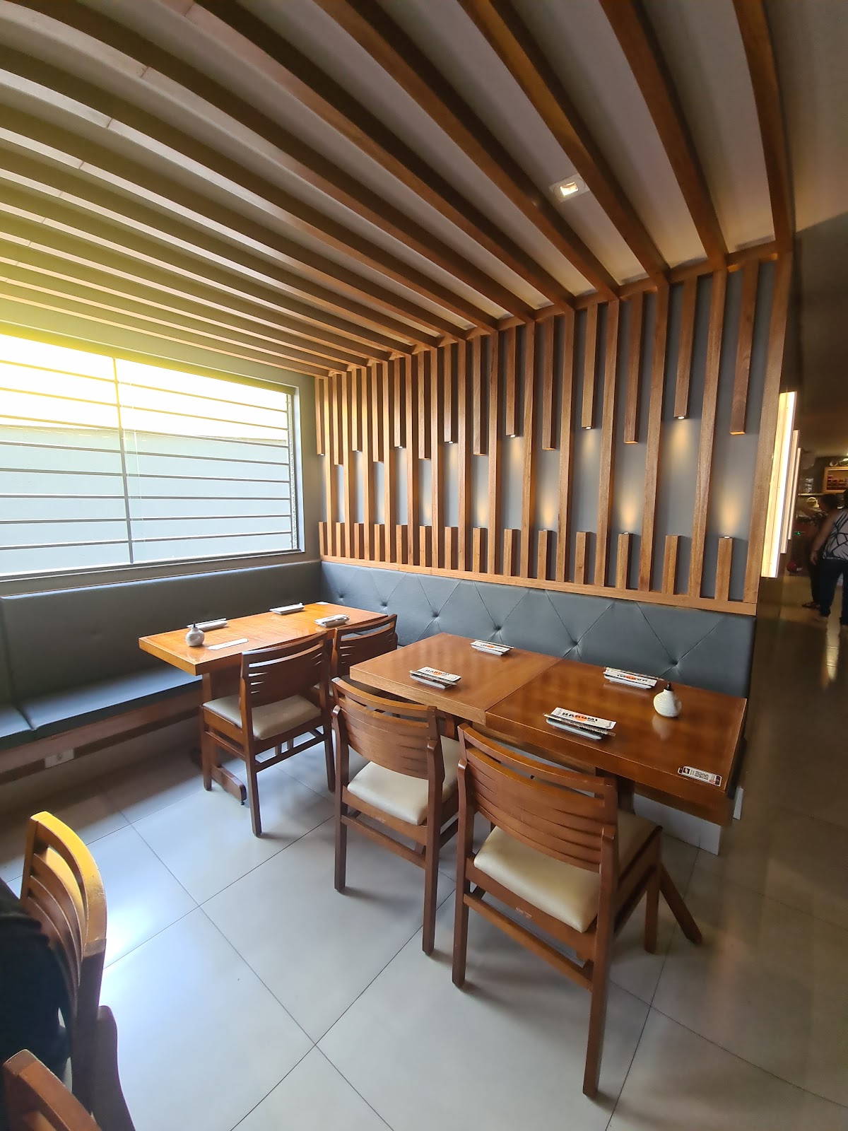 Harumi Sushi KM18