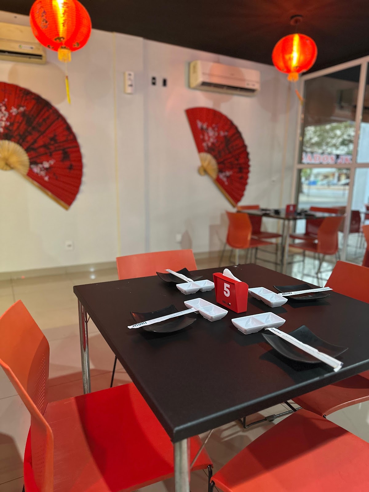 Hikari Sushi Bar