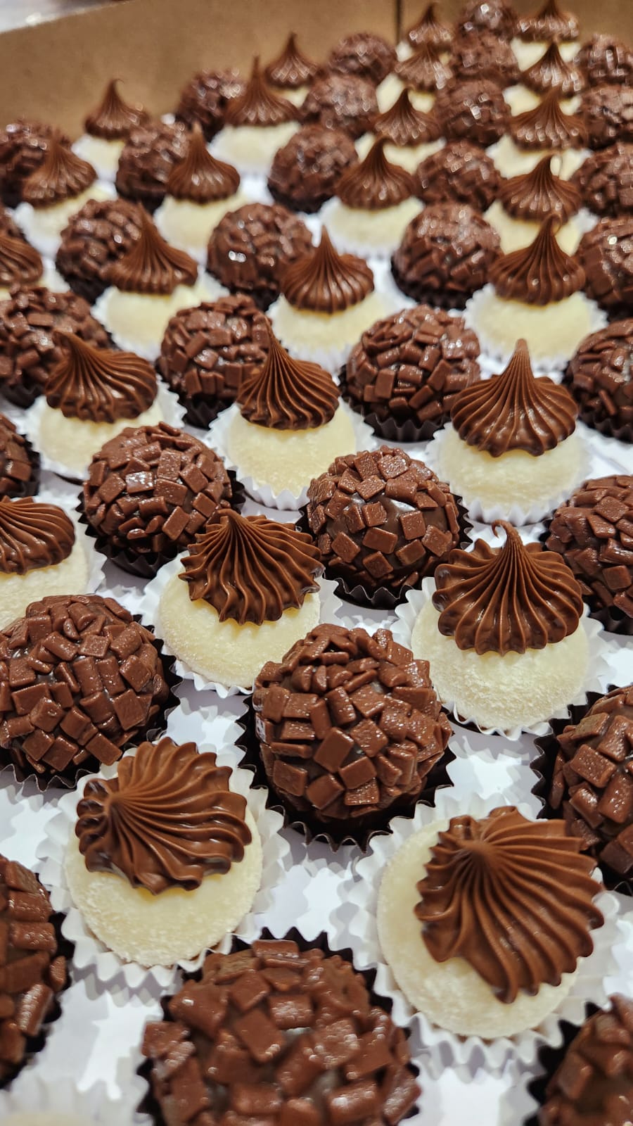 Lu´s Confeitaria | Bolos e doces Indaiatuba