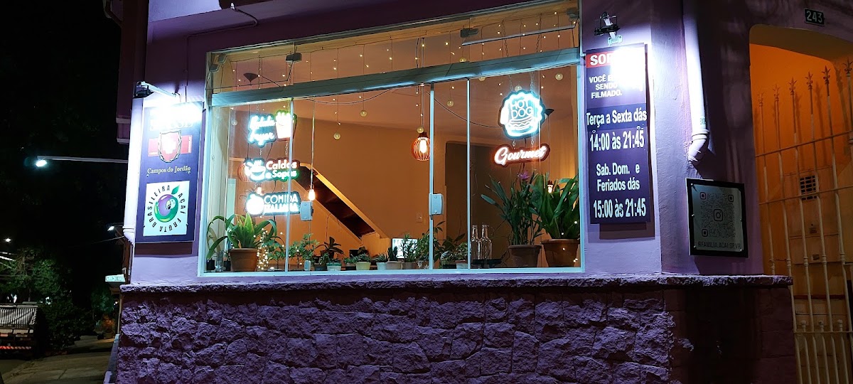 Família Açaí