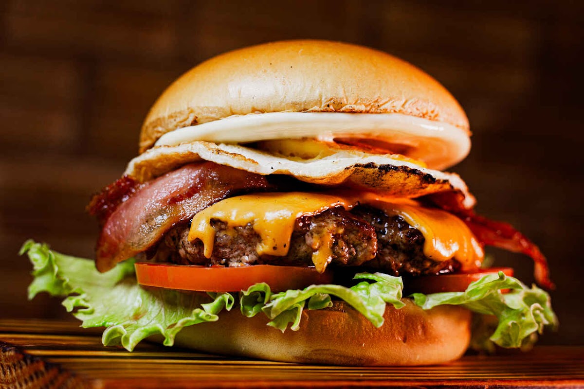 Hamburgueria e Pizzaria Brogui Burger e Pizza no Centro