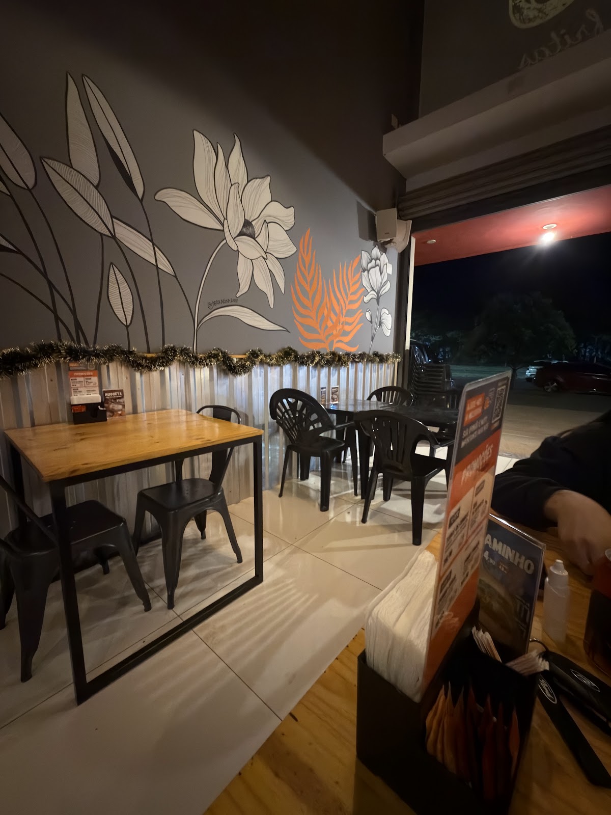 Beco Burgers e Fritas