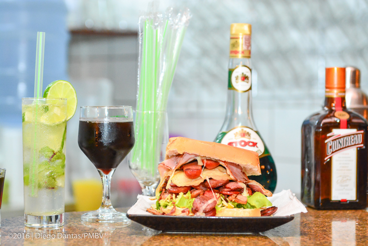 RICKYS PIZZA & BURGER