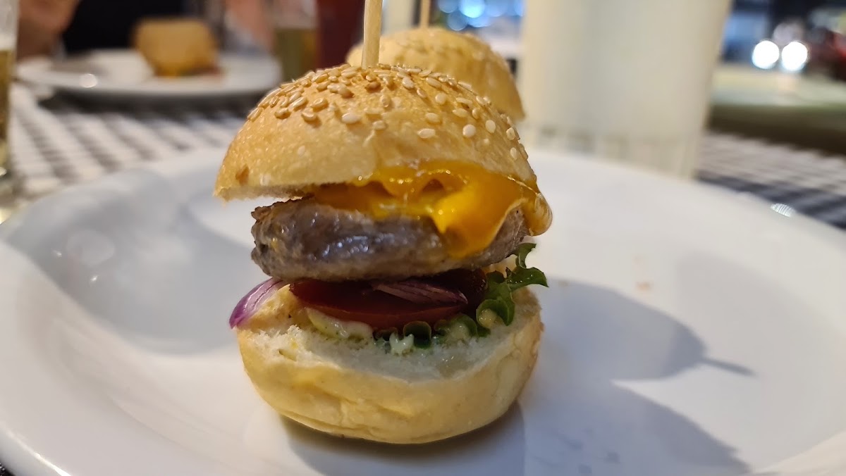 Animania Burguer e Pizza