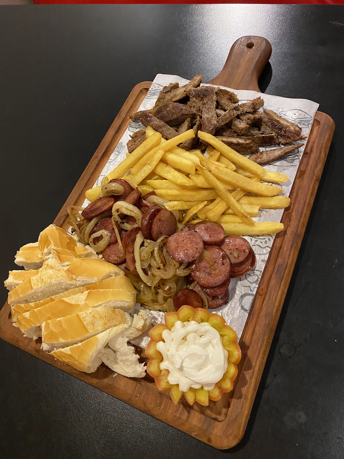 V10 Garage Burger