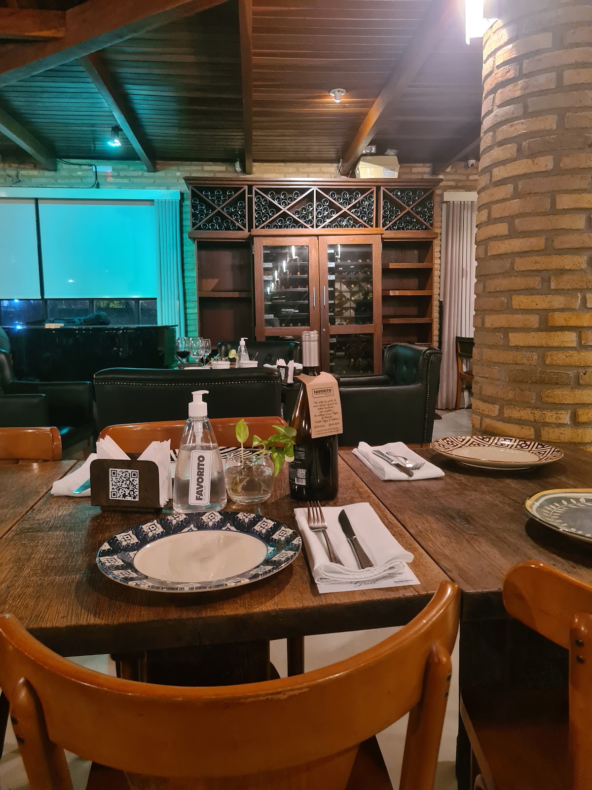 Favorito Grill Contemporâneo