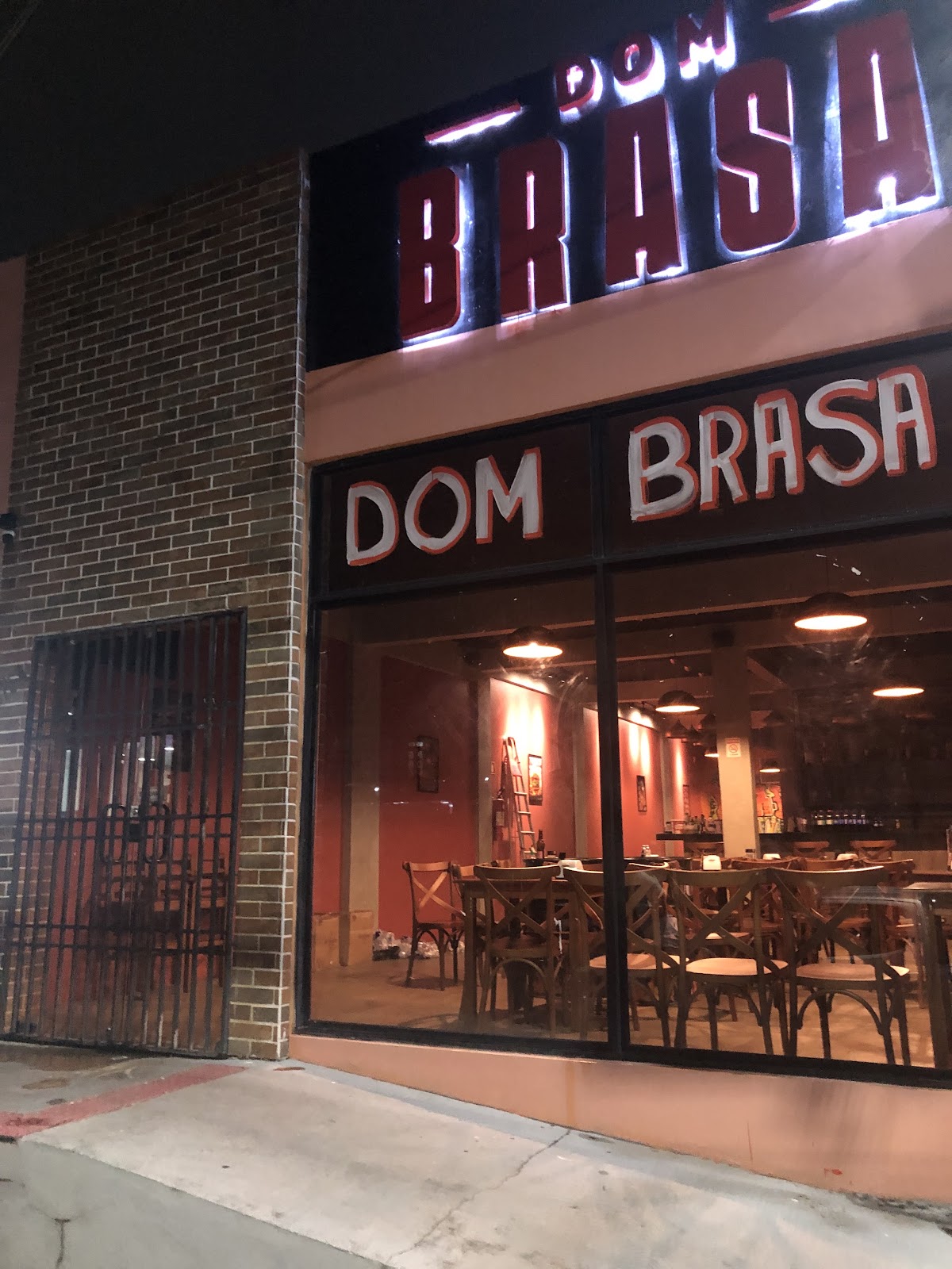 Dom Brasa Centro
