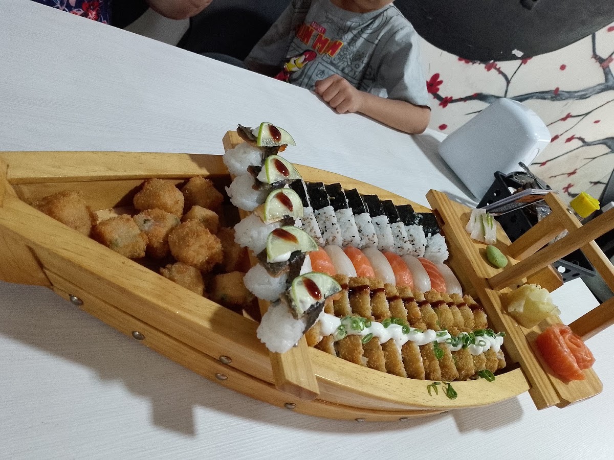 SUSHI MAKI