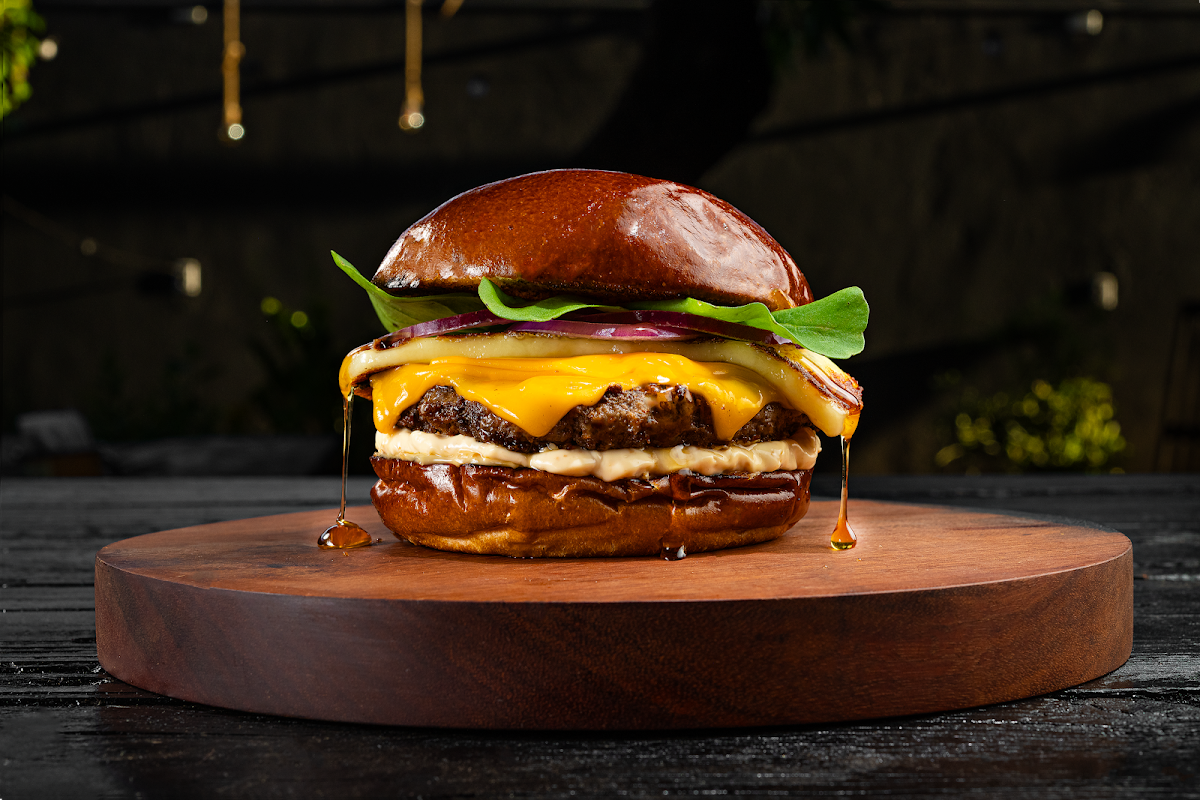 2405 Burger