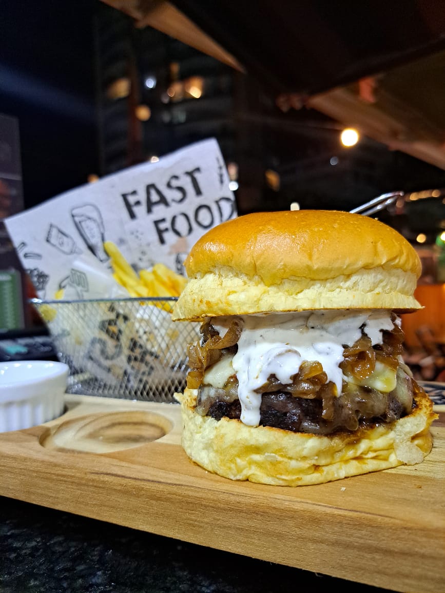 Road Burger