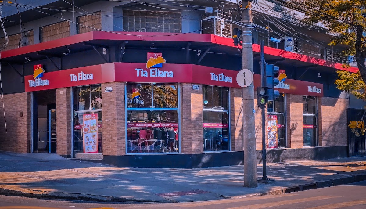 Tia Eliana