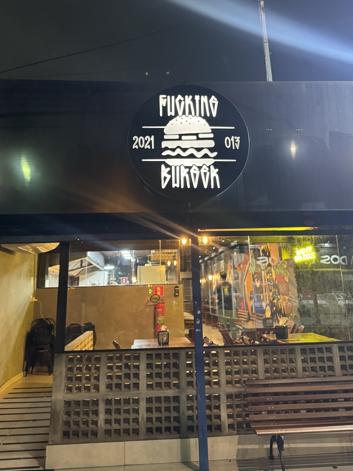 Fucking Burger - São Vicente