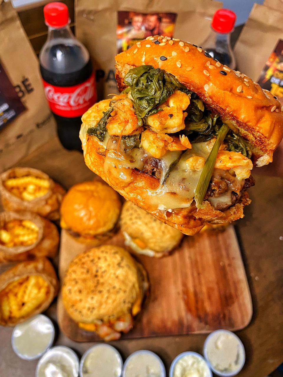 Papachibe Pizzaria e Burger Delivery