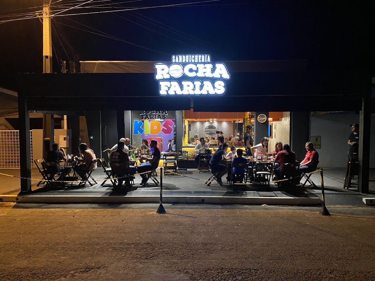 Rocha Fatias - Mineiros - Pizzaria Delivery