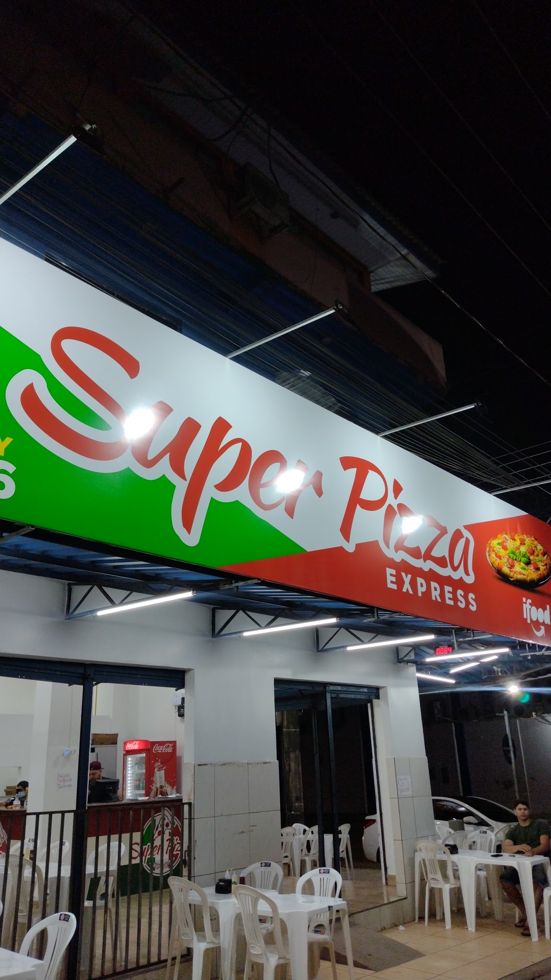 Super Pizza