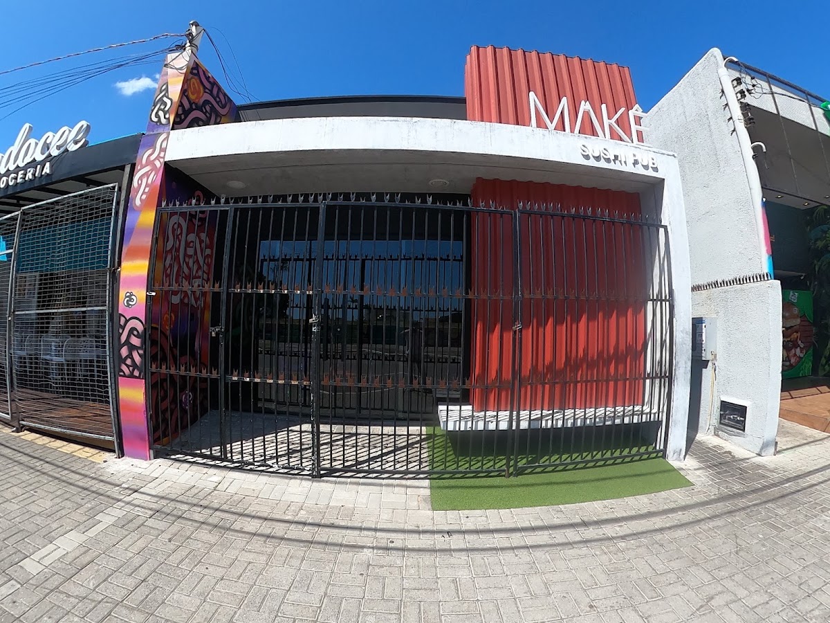 Makê sushi pub