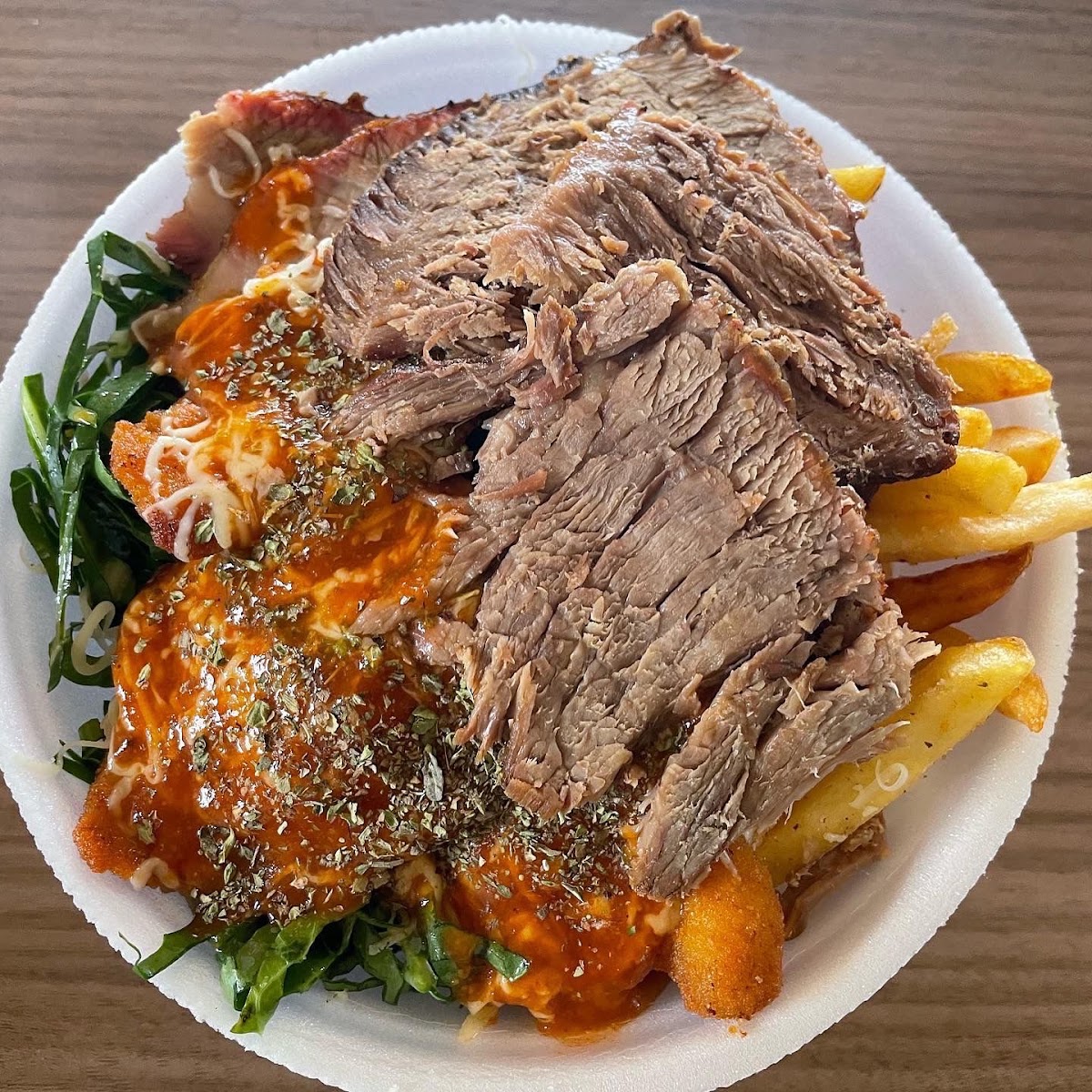 Rotisserie e Restaurante Frango com Tudo Dentro