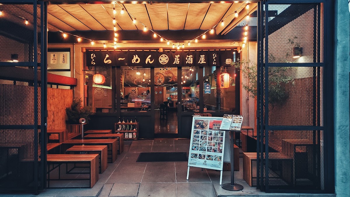 Hirá Ramen Izakaya