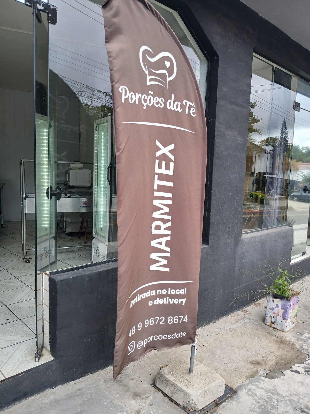Porções e Marmitas da Tê