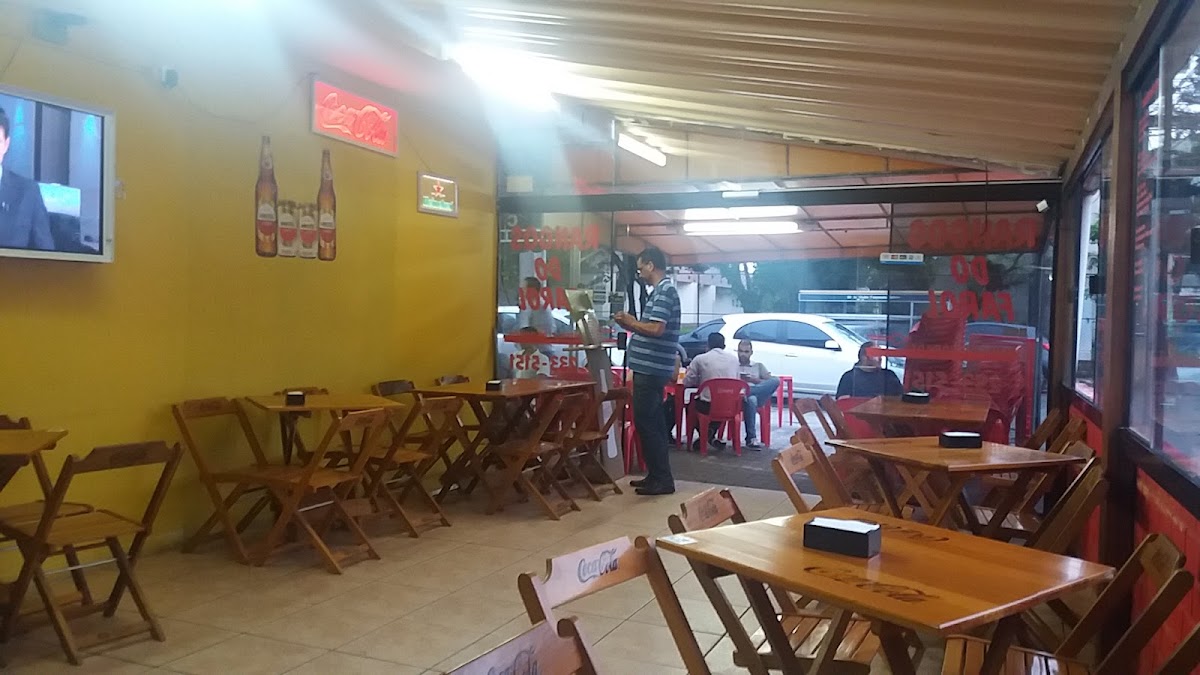 Trindade Lanches e Porções
