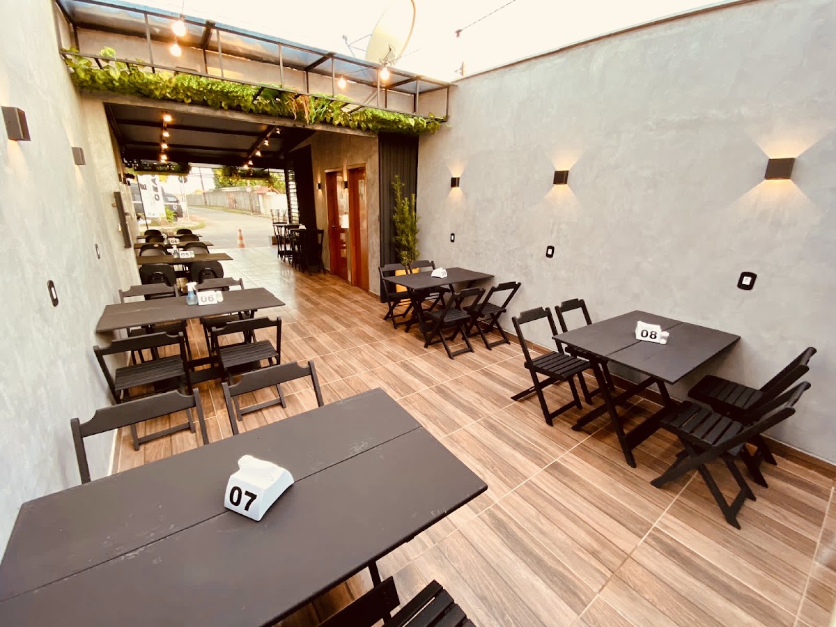 Estação 237 - Restaurante, Hamburgueria e Empório
