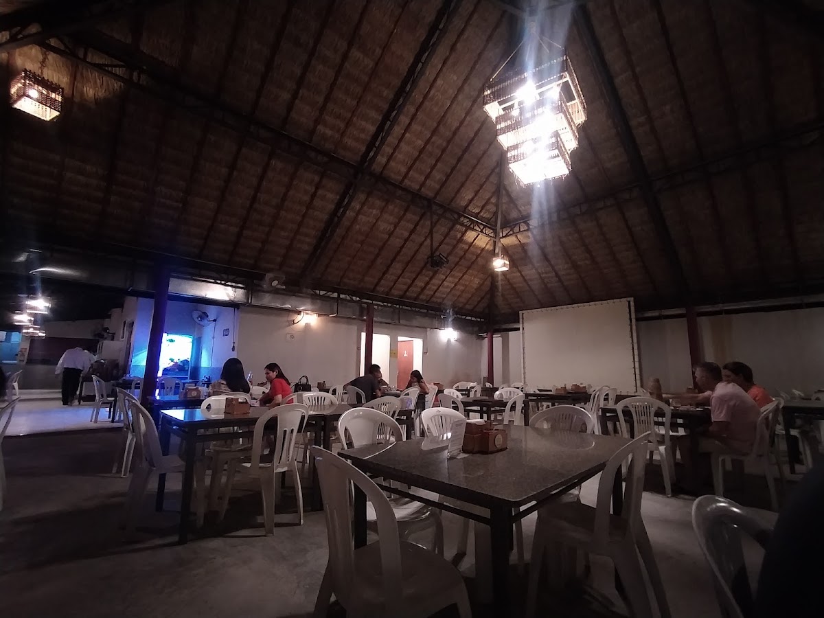 Maná Pizzas e Churrascos