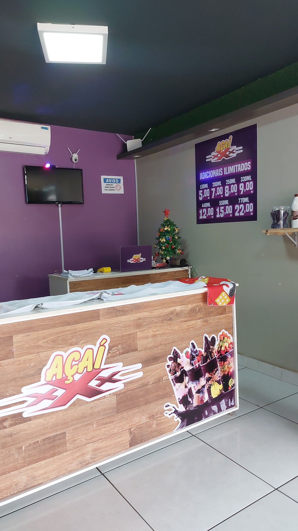 Roxo por Açaí