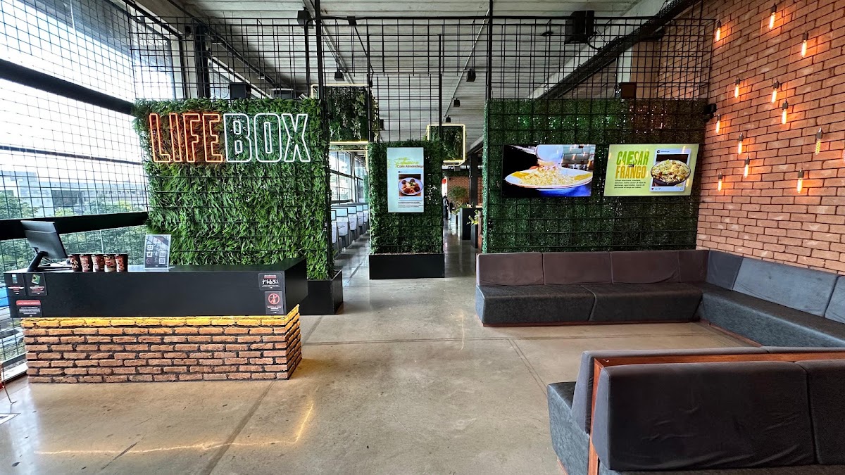 Lifebox Burger - Buritis