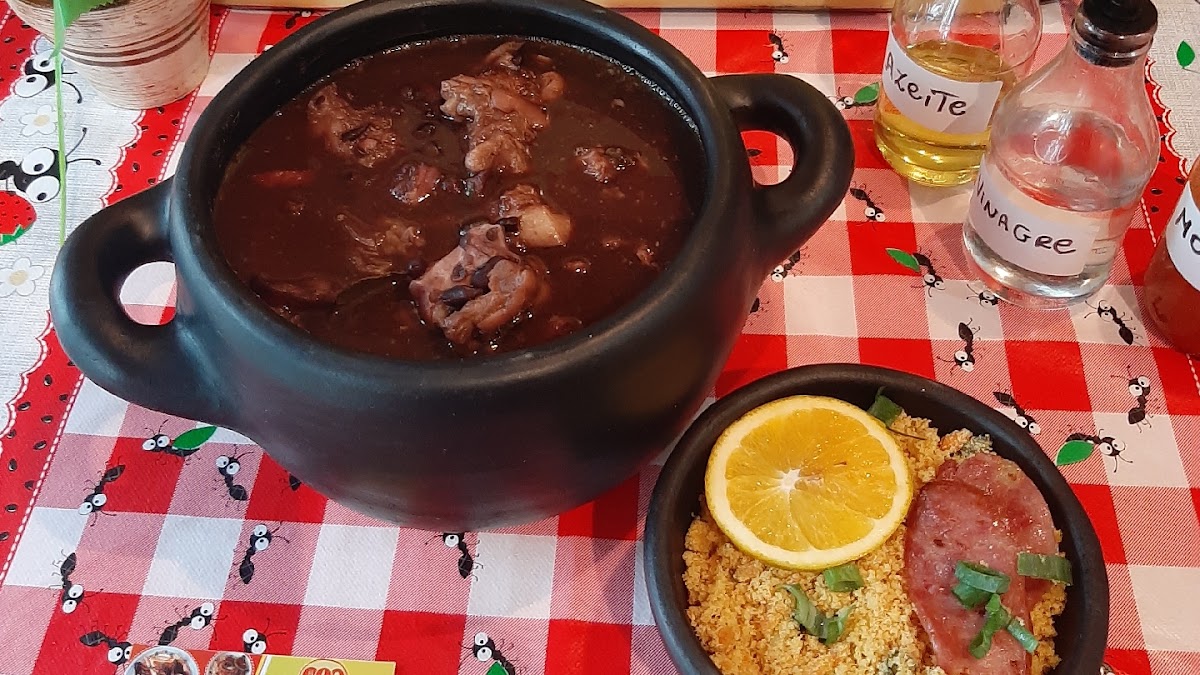 Marmitaria Comida Caseira