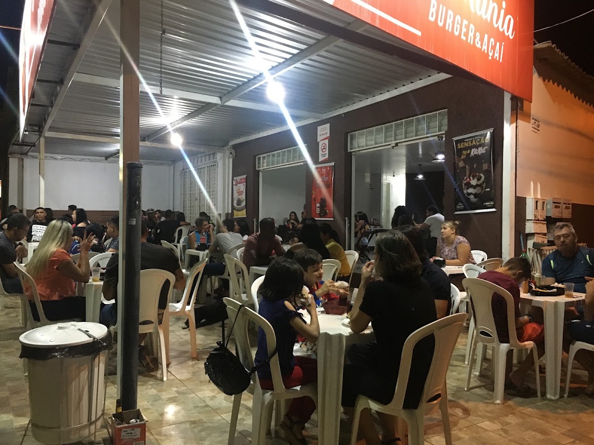 Tazz burger & açaí