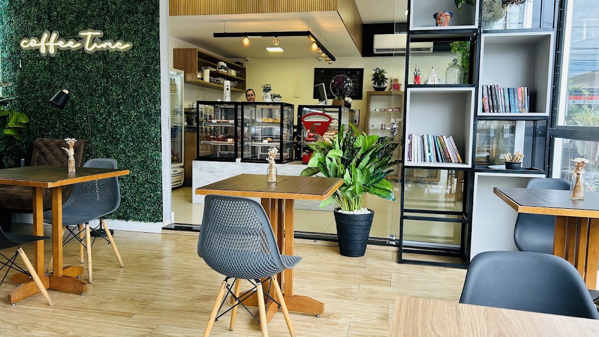 La Douze Cafeteria e Confeitaria