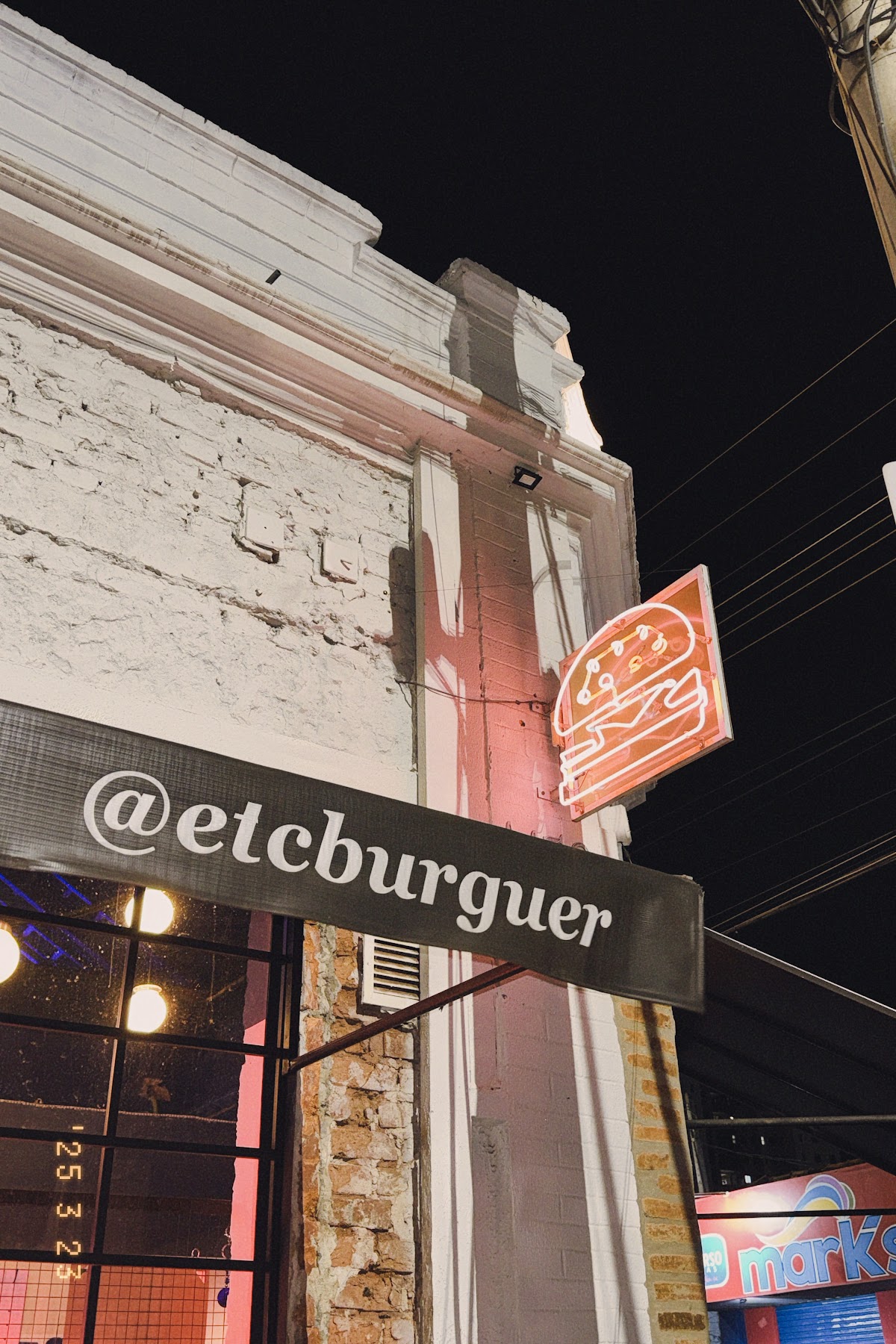 Etcetera Burger Town