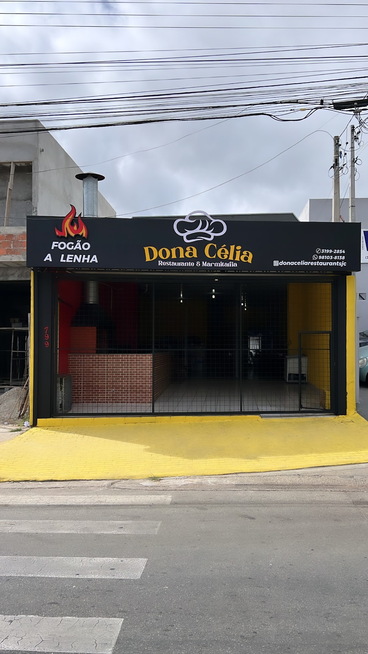 Dona Célia restaurante e marmitaria