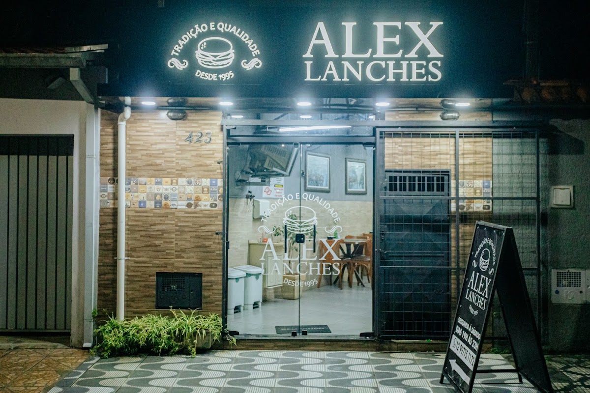 Alex Lanches Taubaté
