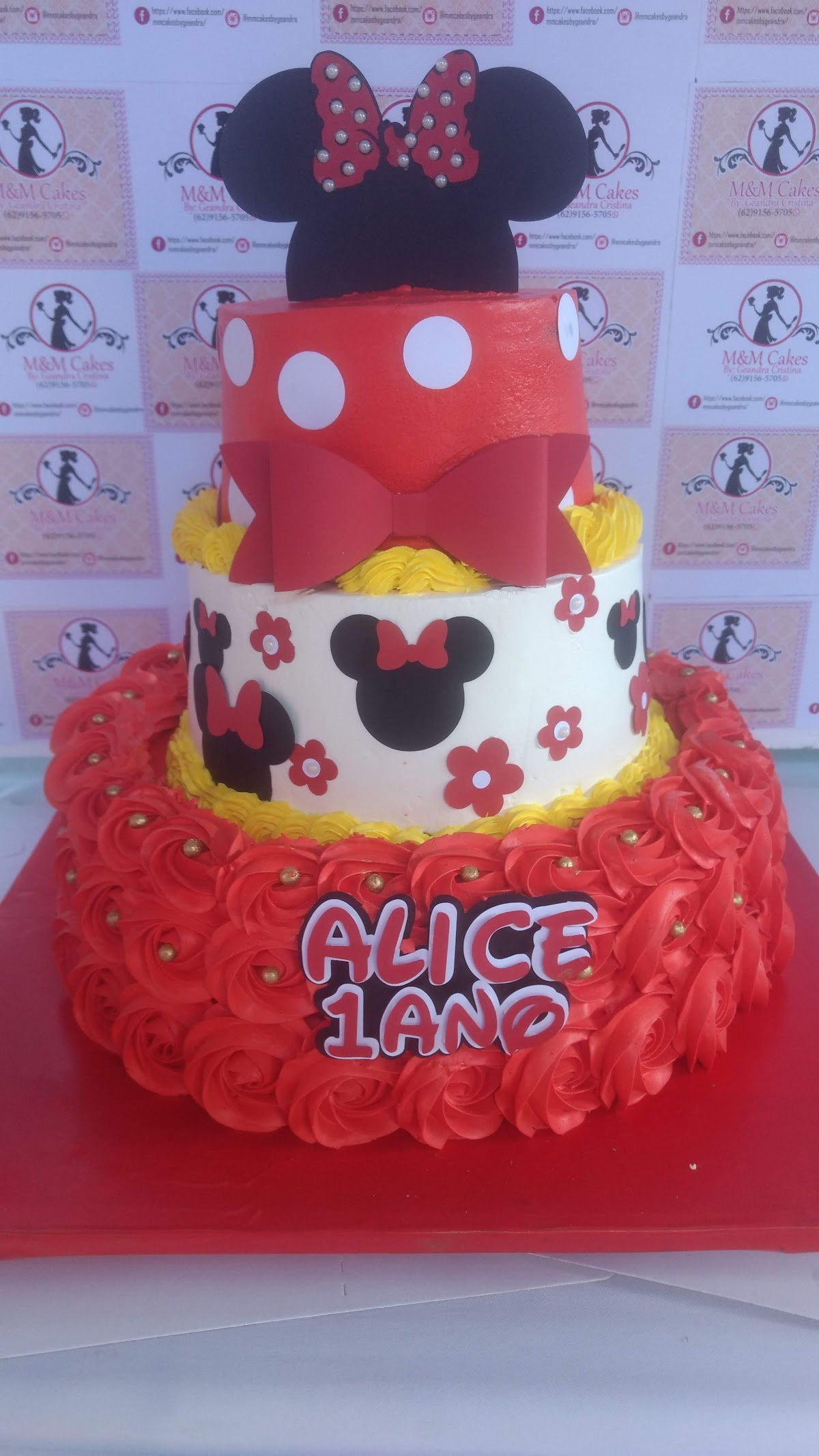 M&M Cakes Confeitaria E Doceria