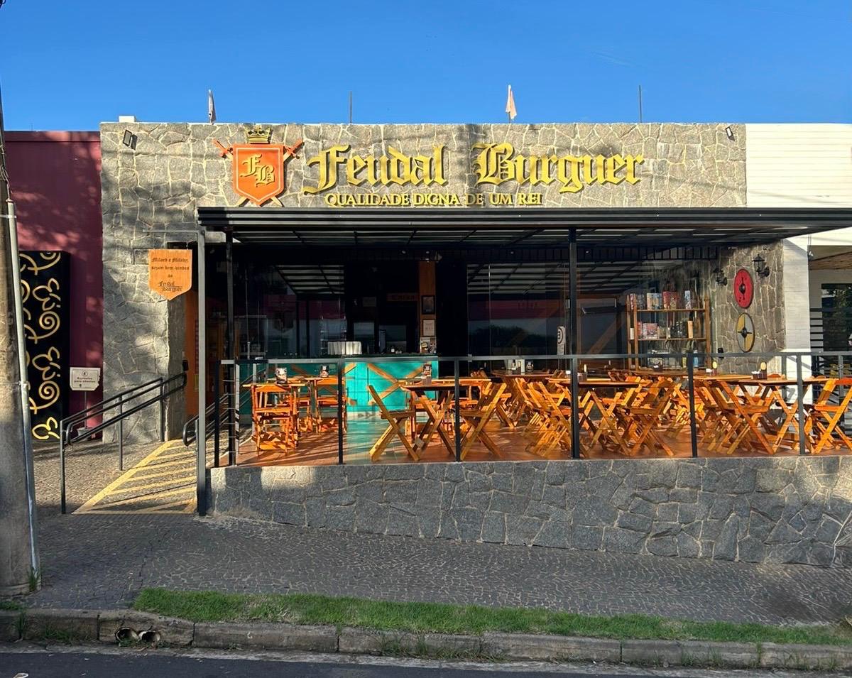 Feudal Burguer